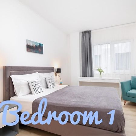 Charlotte Piata Unirii - Free Private Parking 2Bedrooms Apartment Oradea Exteriér fotografie