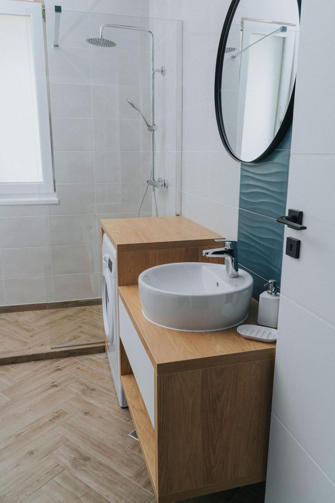 Charlotte Piata Unirii - Free Private Parking 2Bedrooms Apartment Oradea Exteriér fotografie